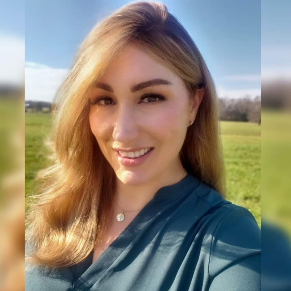 Meet your Posher, Cara